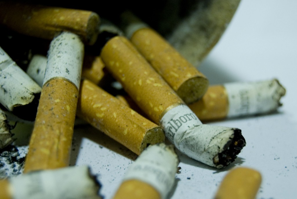 My Cigarettes,My Dying Cigarette In Astray,Dying Marlboro,my last cigarettes, my dying cigarette,cigarette in astray,marlboro,