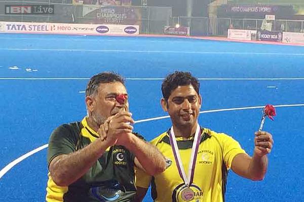 Pakistan vs India Champions Trophy Hockey 2014,Pakistan vs India ,Champions Trophy Hockey 2014,Champions Trophy Hockey,Champions Trophy ,Hockey,Pakistan,#ChampionsTrophy #PakvsGer #RoIndiaRo #PakvsInd #PakistanHockeyTeam #AchaSorry,#PakistanHockeyTeam,Indian Crowd,Pakistan Hockey Team,Pakistan Hockey ,Team Pakistan,Pakistan Team